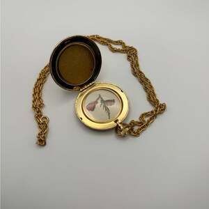 Vintage Gold Tone Locket Necklace Pressed Flower Pendant Floral Design